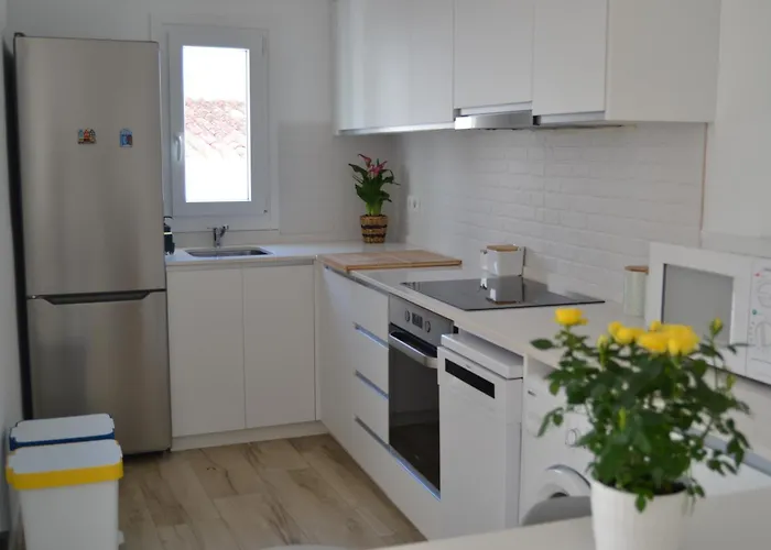 En Nou * Бинибека